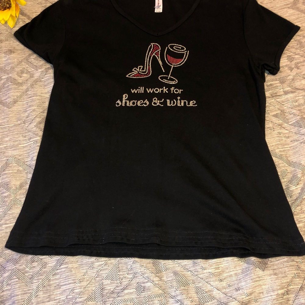 Chris’s Stuff Wine & Stiletto T-shirt - Picture 3 of 8